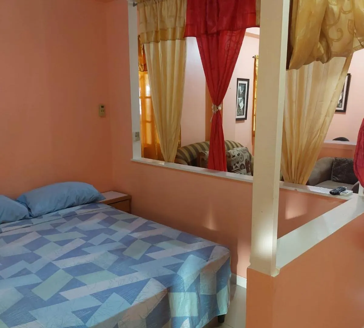 Shernette Nest. San Juan 0*,  Τρινιντάντ και Τομπάγκο